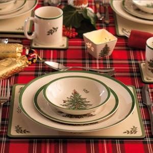 Spode Christmas Tree 16 Piece Dinner Set - LAST FEW AVAILABLE!
